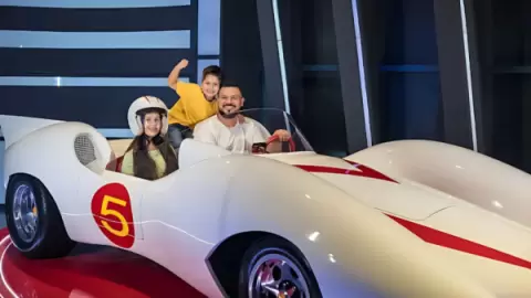 Imagem representativa: Ingressos Movie Car Foz do Igua&ccedil;u, atra&ccedil;&atilde;o direto dos cinemas em Foz do Igua&ccedil;u
