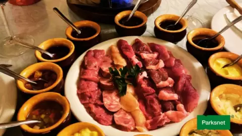 Ingresso Buffet Livre em Gramado. Almoço com Buffet Livre e Churrasco Boêmio