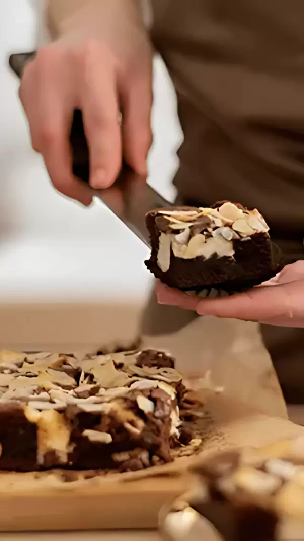 Imagem representativa: Um espa&ccedil;o de arte e cria&ccedil;&otilde;es com chocolate. Aqui, al&eacute;m de conferir de perto o<br />
trabalho do nosso chocolatier, voc&ecirc; tem a oportunidade de preparar o seu<br />
pr&oacute;prio chocolate.&nbsp;