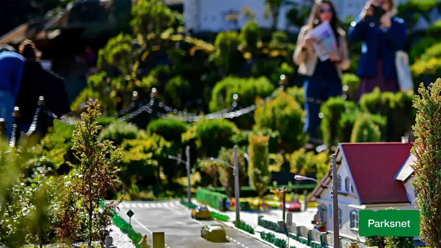 parksnet-imagem-galeria-ingresso-mini-mundo-gramado-67cdb4c64de9c_1.webp